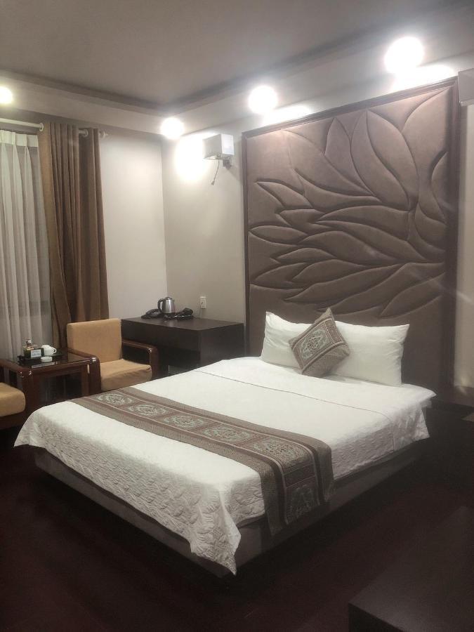 האי פונג Holiday Hotel מראה חיצוני תמונה